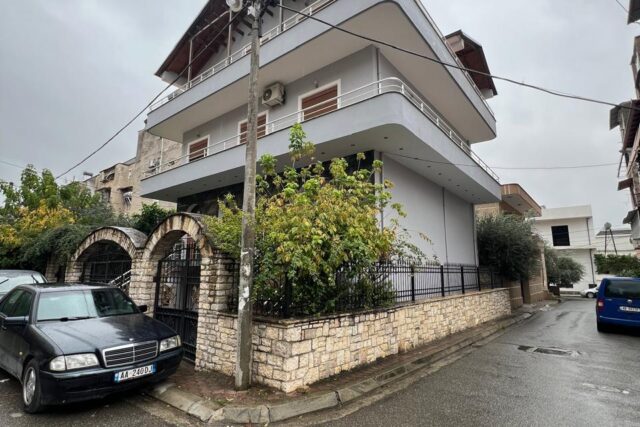 JEPET VILË ME QERA ELBASAN